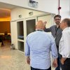 Fábio Lopez conhece as instalações da Santa Casa de Santos